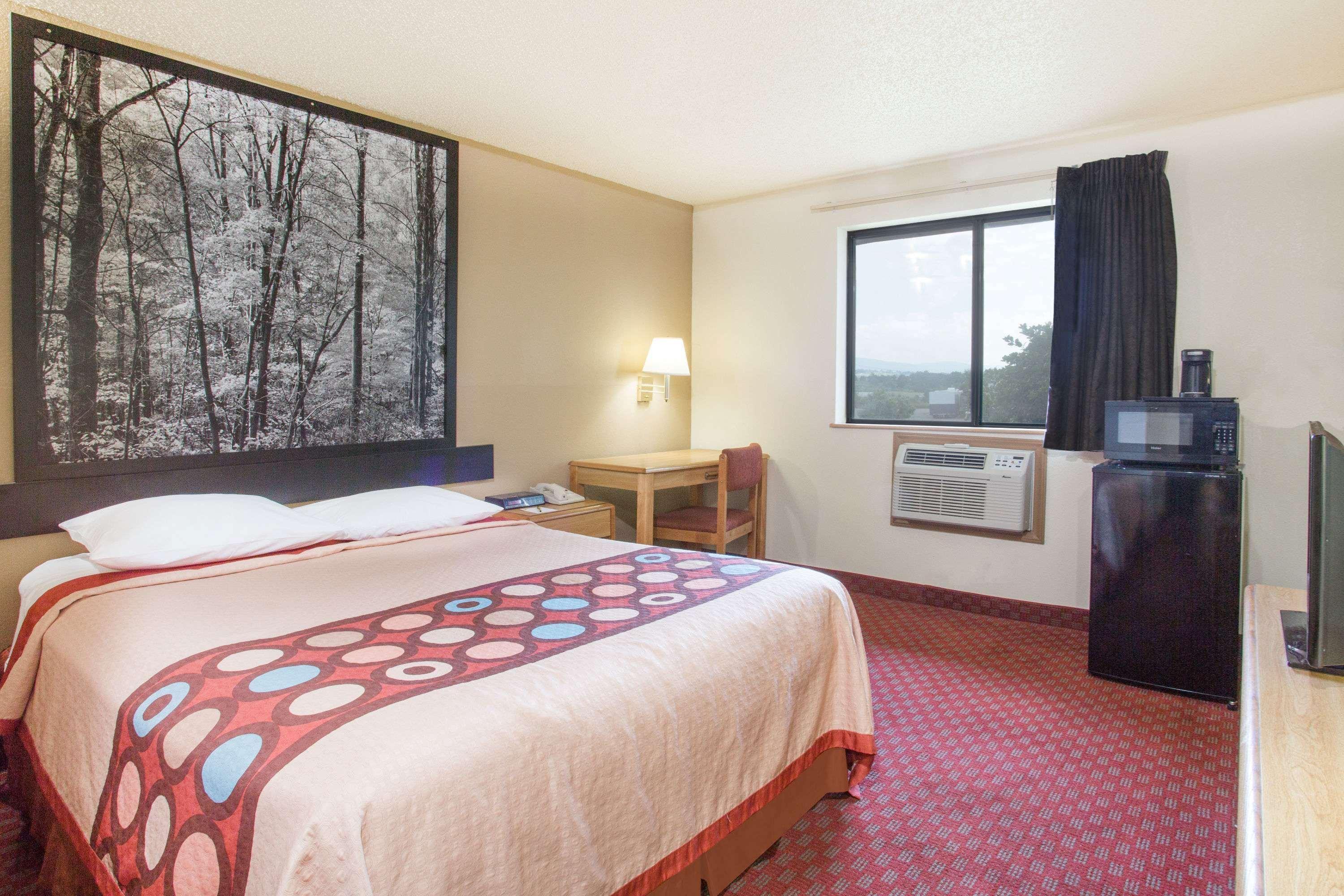Hotel Super 8 By Wyndham Lexington Va Extérieur photo